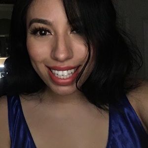 Meet your Posher, Regina